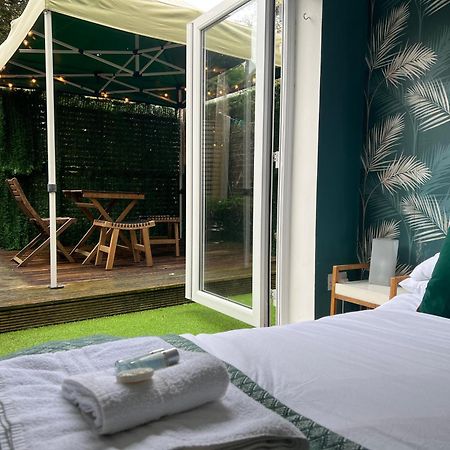 Stylish & Cosy Margate Escape With Hot Tub And Log Burner Dogs Welcome المظهر الخارجي الصورة