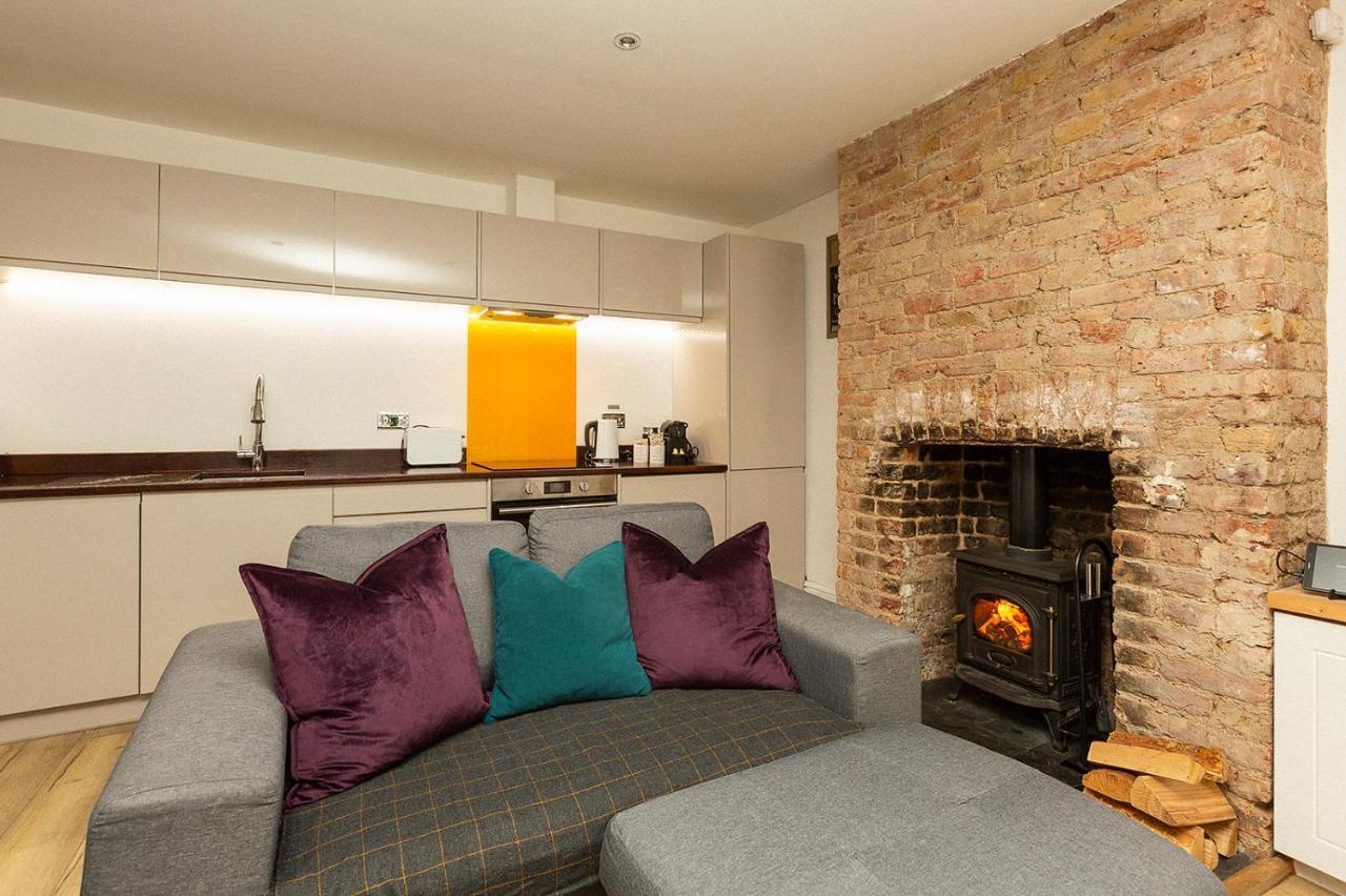 Stylish & Cosy Margate Escape With Hot Tub And Log Burner Dogs Welcome المظهر الخارجي الصورة