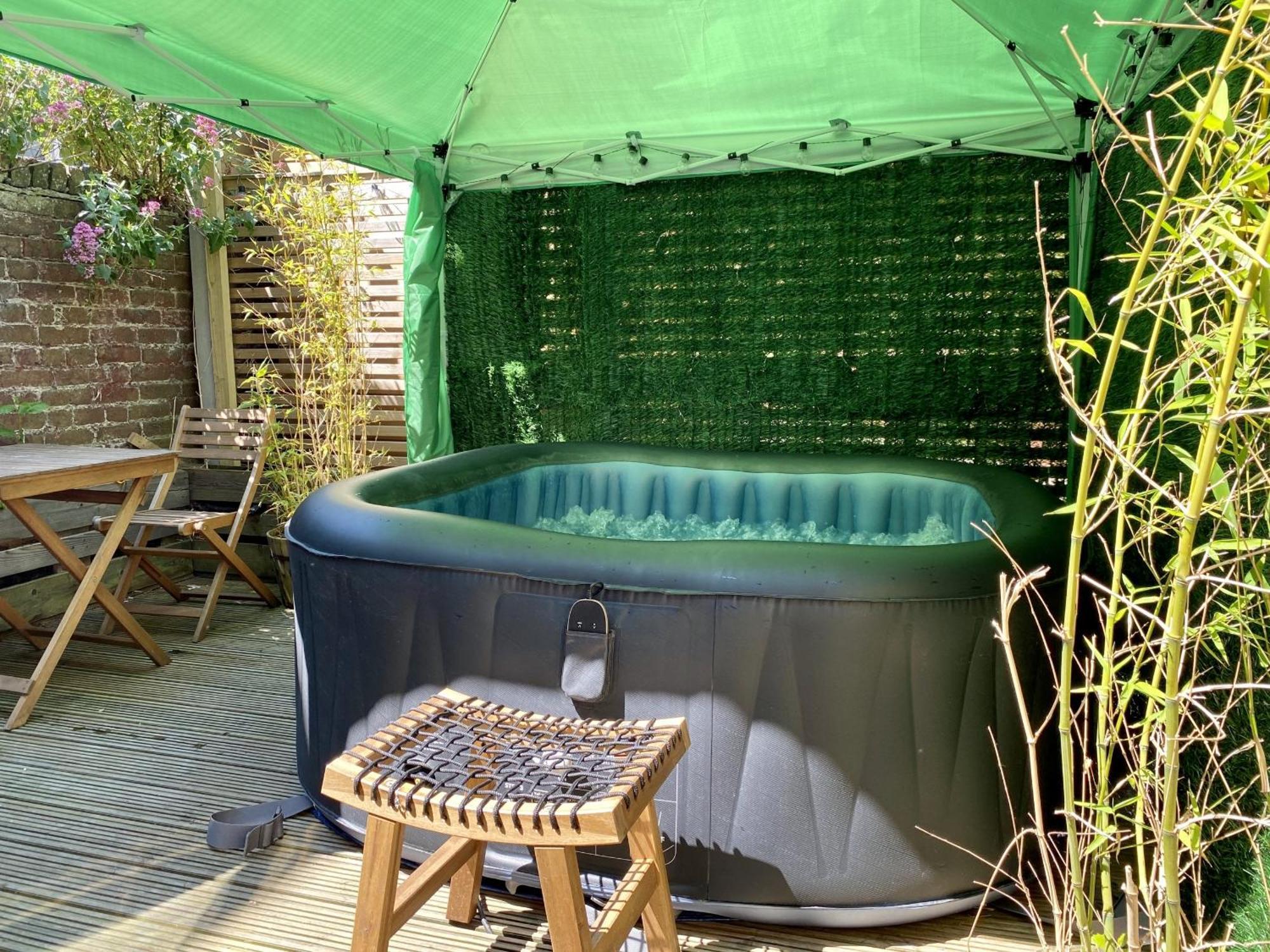 Stylish & Cosy Margate Escape With Hot Tub And Log Burner Dogs Welcome المظهر الخارجي الصورة